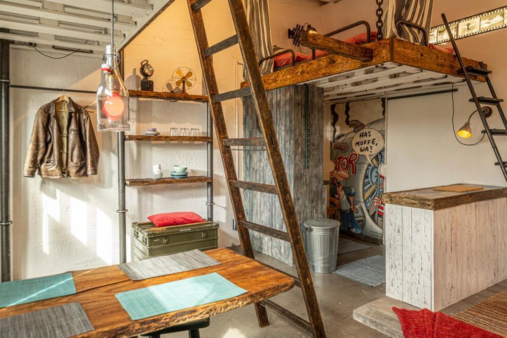 Louse Puschen Manufaktur Apartment Kiel Bagian luar foto
